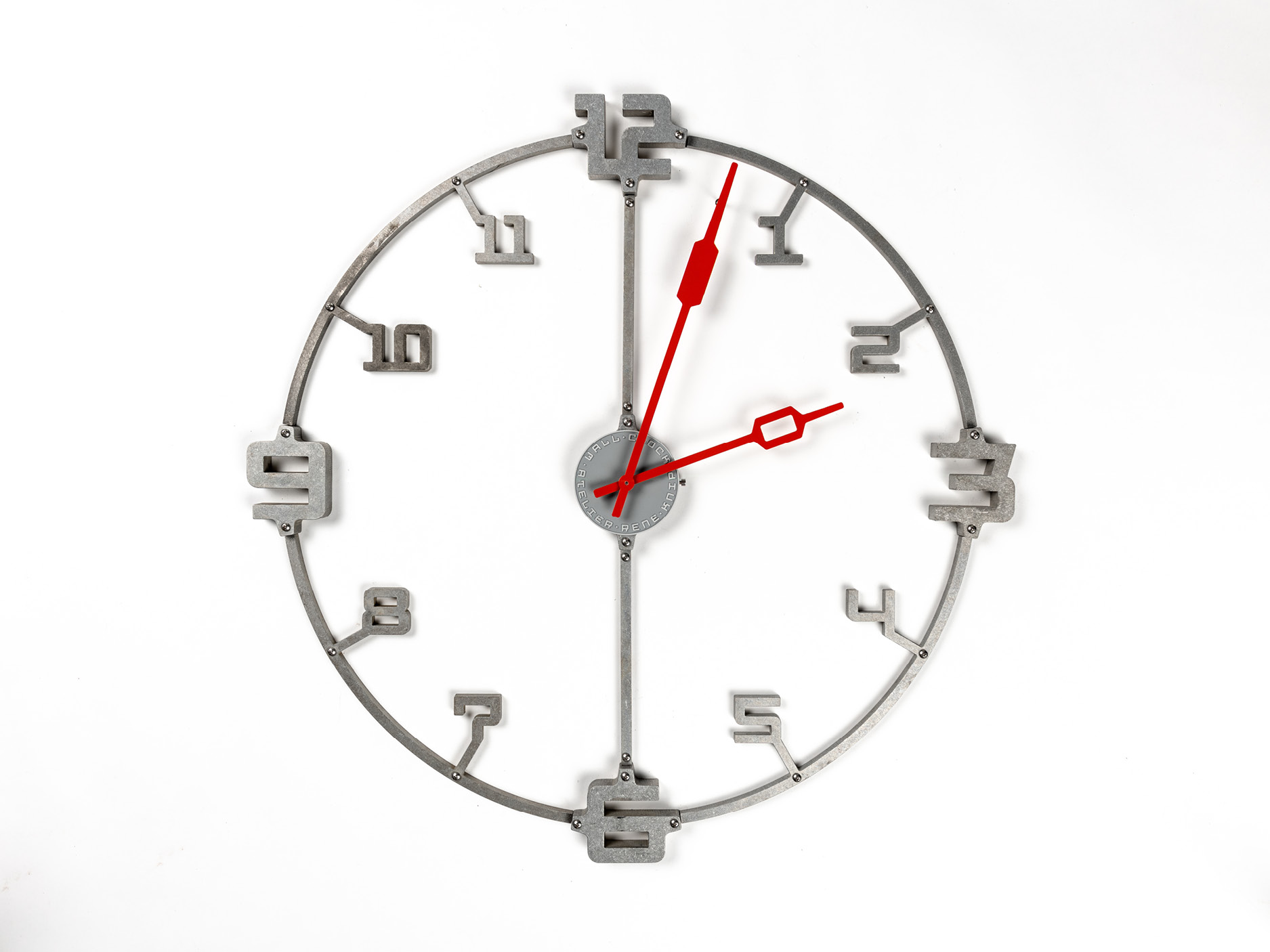 67 CM CLASSIC BATTERY CLOCK Atelier René Knip